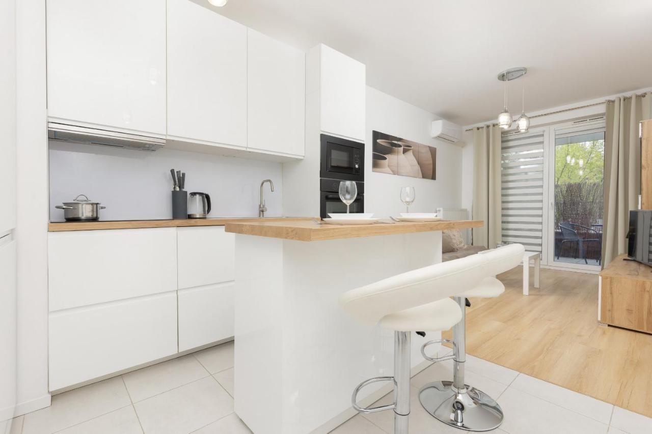 Apartment With Ac Warsaw Mokotow Business Centre By Noclegi Renters Екстериор снимка
