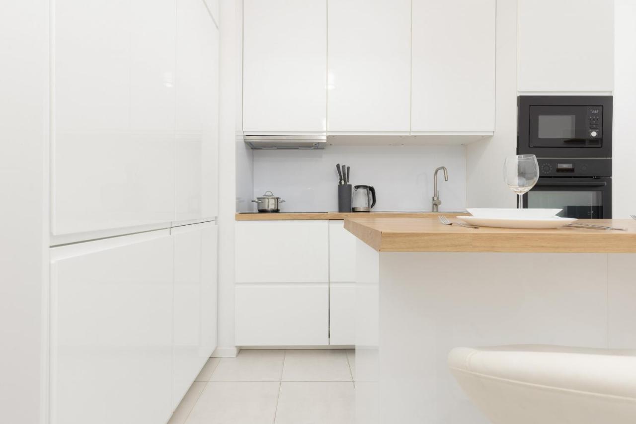 Apartment With Ac Warsaw Mokotow Business Centre By Noclegi Renters Екстериор снимка