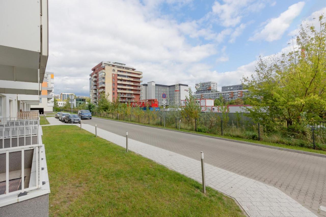 Apartment With Ac Warsaw Mokotow Business Centre By Noclegi Renters Екстериор снимка