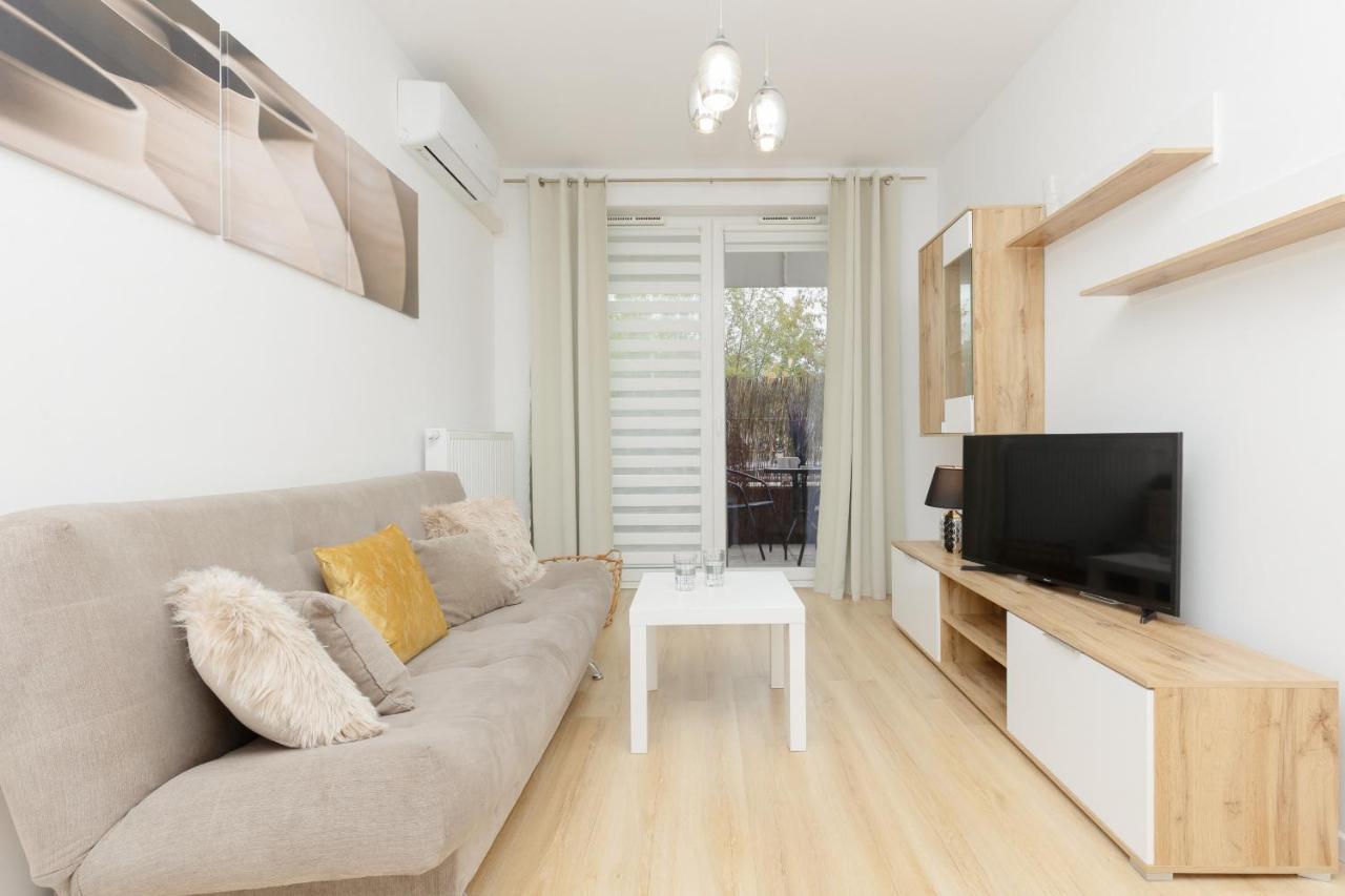 Apartment With Ac Warsaw Mokotow Business Centre By Noclegi Renters Екстериор снимка
